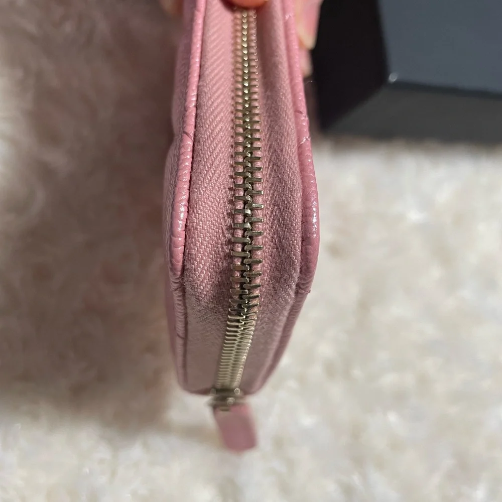 Chanel Iridescent Pink Caviar Leather Card Case